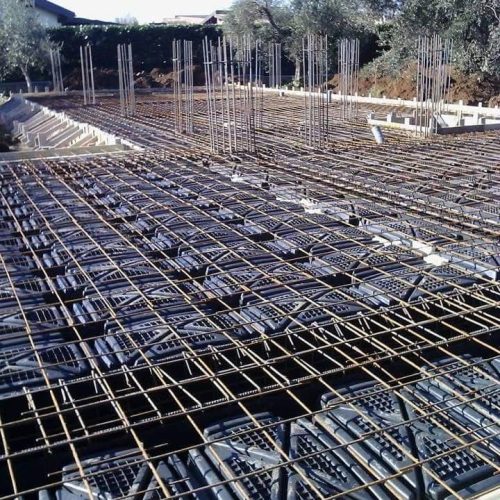 Realizzazione massetto e posa pavimenti esterni con colla